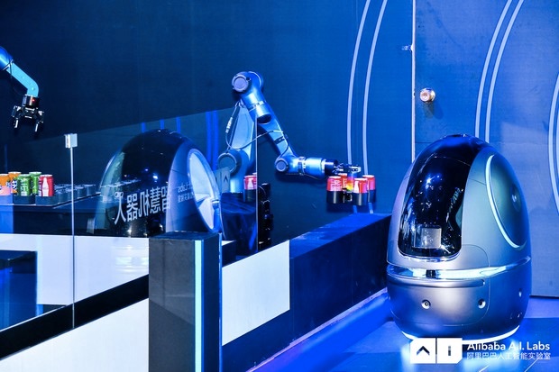 Robô repositor de estoque da Alibaba A.I. Labs